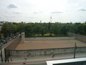 Gedänkstätte Berliner Mauer - Mur og indermur, som de så ud i DDR-tiden